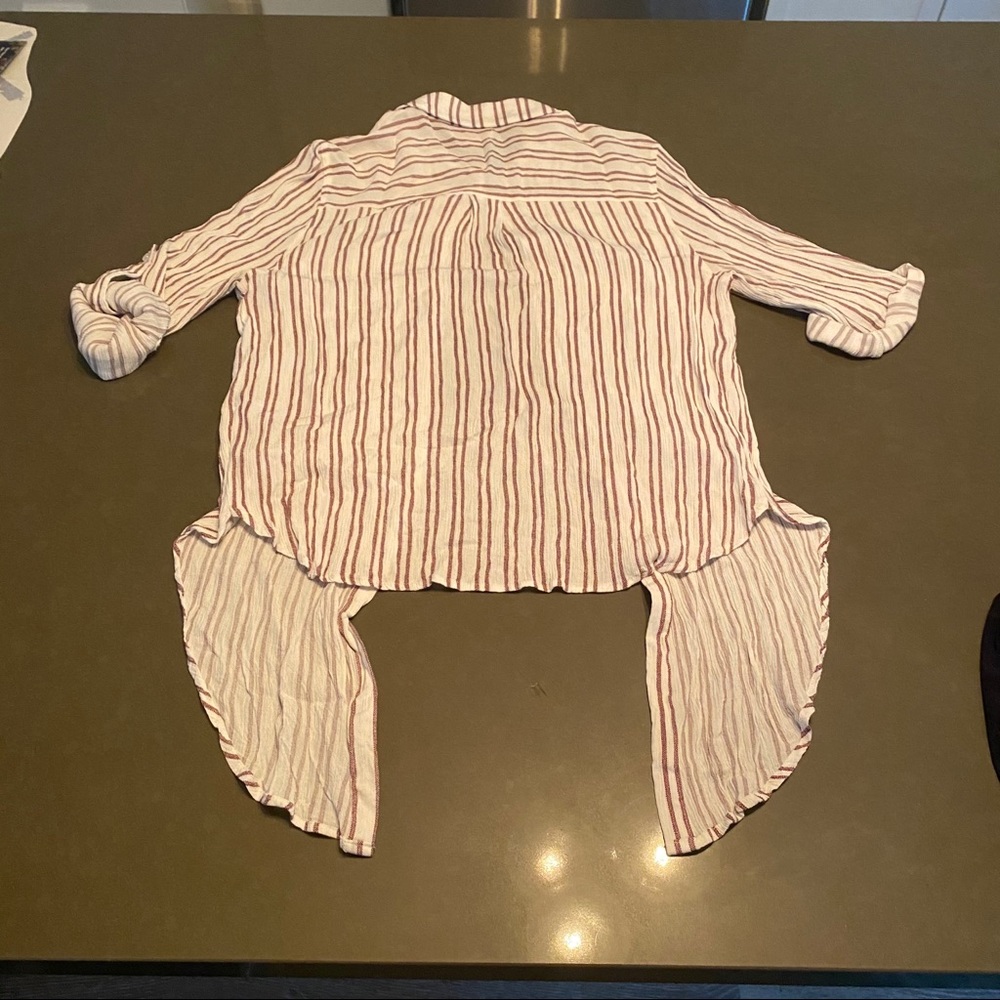 Button Up! - Picture 3 of 7